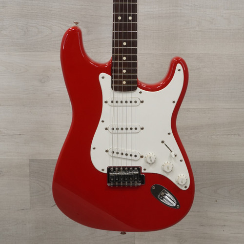 Vist Large View of Product Image Which is Used Fender Squier Series Stratocaster Electric Guitar - Red