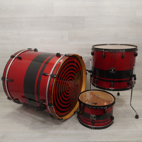 Vist Large View of Product Image Which is Used Gretsch Catalina Club 3-piece Drum Shell Kit - Red Sparkle - Local Pickup Only