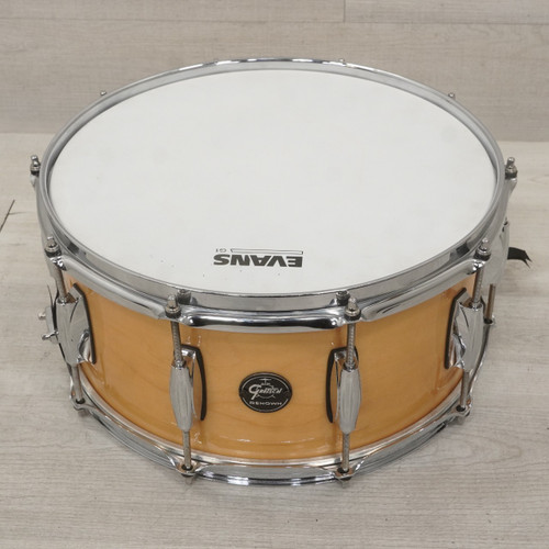 Vist Large View of Product Image Which is Used Gretsch Renown Snare Drum - Natural Gloss - 6.5 x 14-inch