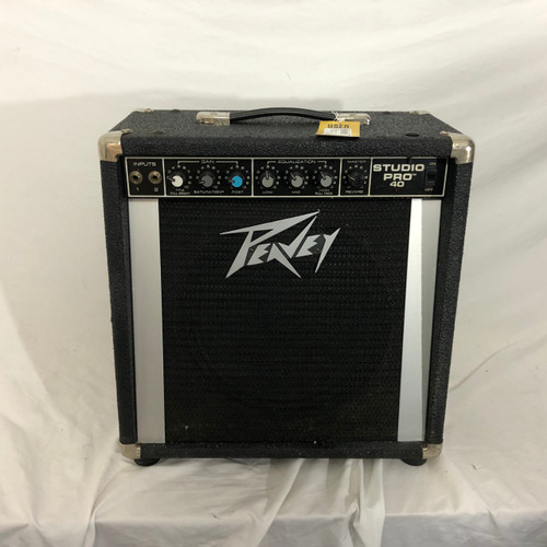 Vist Large View of Product Image Which is Used Peavey STUDIO PRO 40 1 x 12 Solid State Amplifier 1 x 12