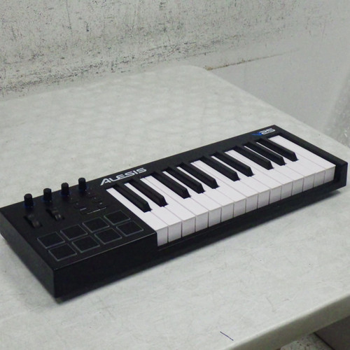 Vist Large View of Product Image Which is Used Alesis V25 25-Key Controller 25-Key