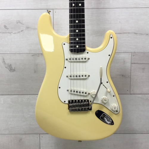 Vist Large View of Product Image Which is Used Fender 1988 AVRI 62 Olympic White Stratocaster Electric Guitar