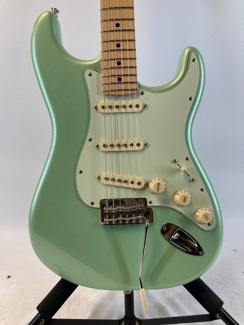 Vist Large View of Product Image Which is Used Fender 2023 Player Series Stratocaster Electric Guitar
