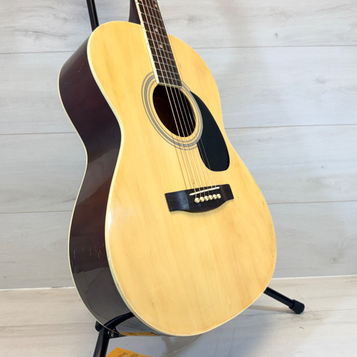 Vist Large View of Product Image Which is Used Indiana IDA Acoustic Guitar Natural