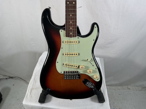 Vist Large View of Product Image Which is Used Fender VINTERA 60S STRAT S Type Electric Guitar Sunburst 6-String