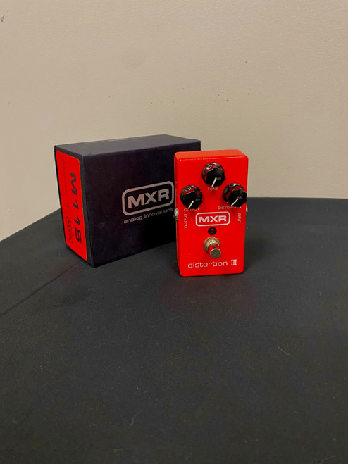 Vist Large View of Product Image Which is Used MXR M115 DISTORTION 3 Distortion Pedal