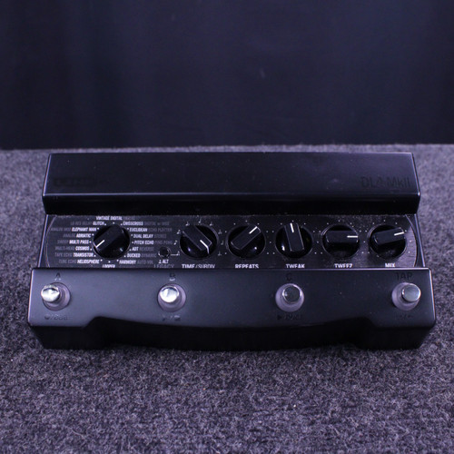 Vist Large View of Product Image Which is Used Line 6 DL4 MKII DELAY LOOPER PEDAL BLACKOUT Delay Pedal