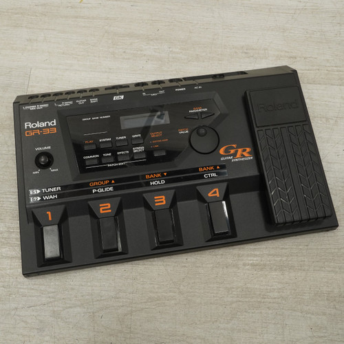 Vist Large View of Product Image Which is Used Roland GR-33 Synthesizer Pedal