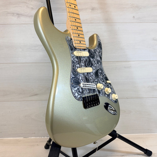 Vist Large View of Product Image Which is Used HANDMADE S-TYPE Electric Guitar Silver/Gray 6-String