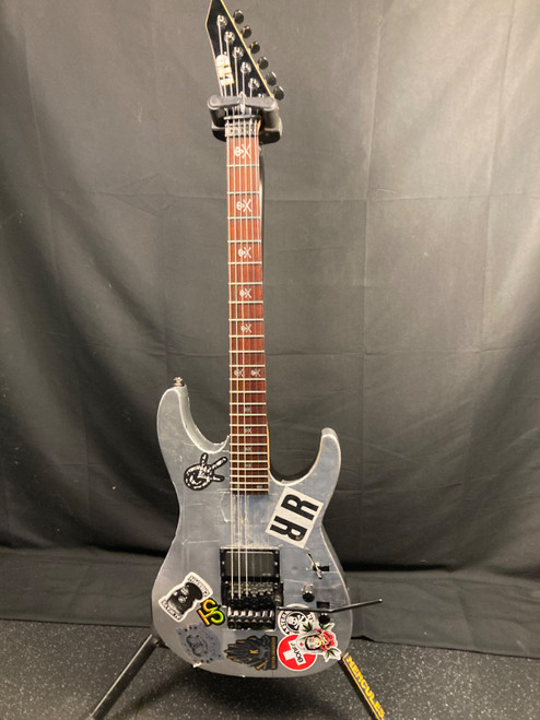 Vist Large View of Product Image Which is Used LTD KH-202 S Type Electric Guitar Black 6-String