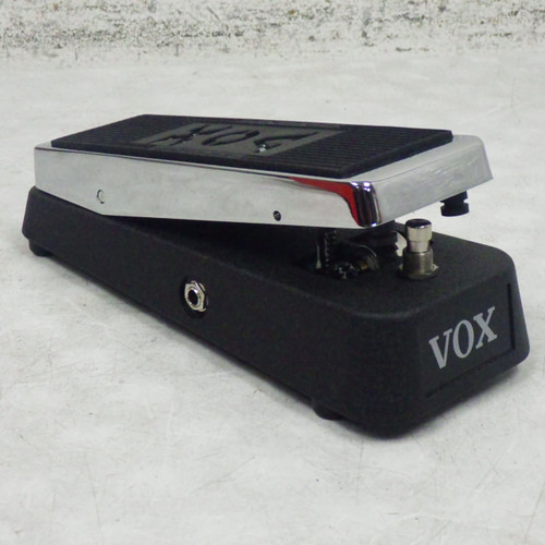 Vist Large View of Product Image Which is Used Vox V847 WAH Guitar Effects Pedal
