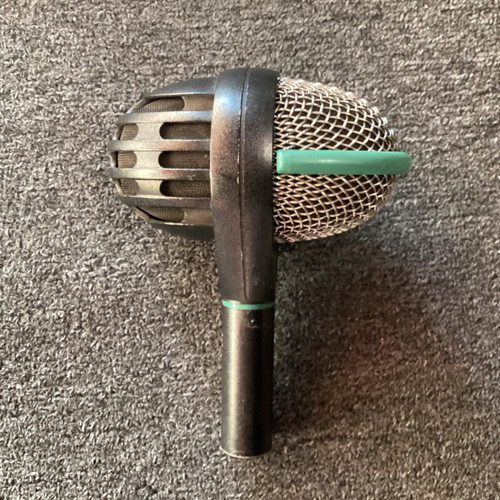 Vist Large View of Product Image Which is Used Akg D112 Dynamic Microphone