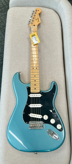 Vist Large View of Product Image Which is Used Fender PLAYER STRAT S Type Electric Guitar Blue 6-String