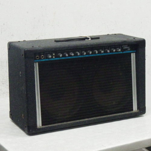 Vist Large View of Product Image Which is Used Peavey CHORUS 210 2 x 10 Guitar Speaker Cabinet 2 x 10