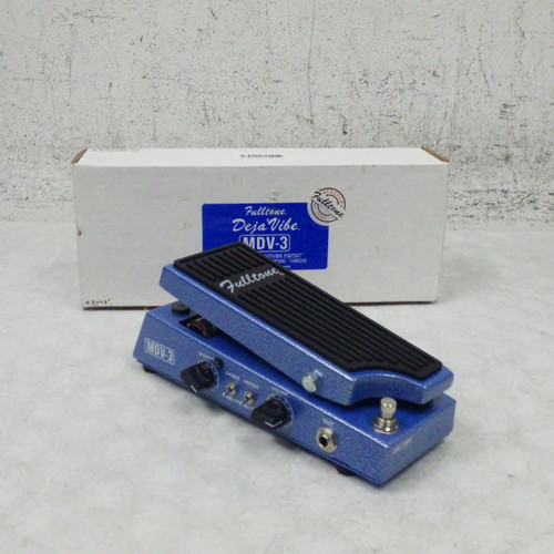 Vist Large View of Product Image Which is Used Fulltone DEJA VIBE MDV3 Tremolo Pedal