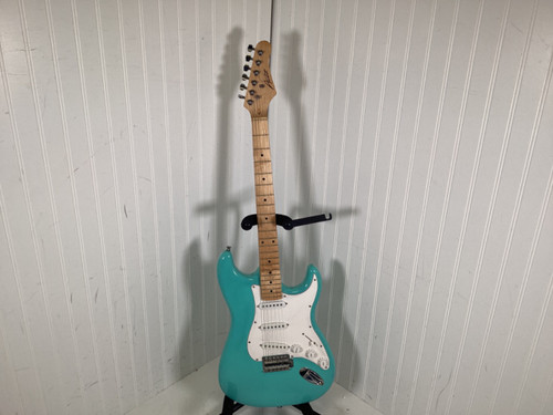 Vist Large View of Product Image Which is Used Austin STRAT COPY S Type Electric Guitar Green 6-String