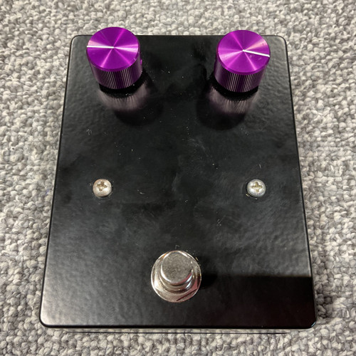 Vist Large View of Product Image Which is Used PETE'S PEDALS FUZZ Guitar Pedal