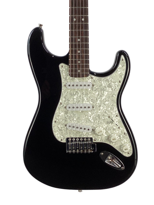 Vist Large View of Product Image Which is Used Squier SHOWMASTER STRAT