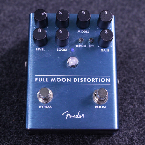 Vist Large View of Product Image Which is Used Fender FULL MOON DISTORTION Distortion Pedal