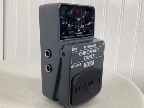 Vist Large View of Product Image Which is Used Behringer TU300 CHROMATIC TUNER Tuner Pedal