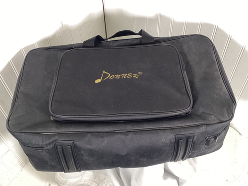 Vist Large View of Product Image Which is Used DONNER PEDALBOARD BAG Guitar Gig Bag