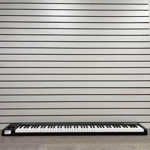 Vist Large View of Product Image Which is Used M-Audio KEYSTATION 88 MK3 88-Key Controller 88-key