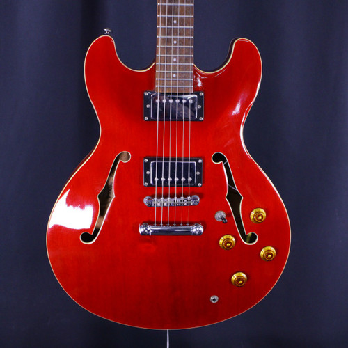 Vist Large View of Product Image Which is Used Samick LA-30 ELECTRIC GUITAR W/TREMOLO Semi-Hollow Electric Guitar Red 6-String