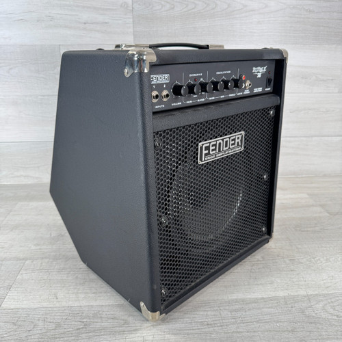Vist Large View of Product Image Which is Used Fender Rumble 30 - 1 x 10-inch 30-watt Bass Combo Amplifier