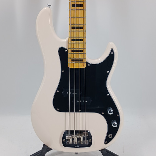 Vist Large View of Product Image Which is Used G&L LB-100 TRIBUTE SERIES P Type Bass Guitar White 4-String