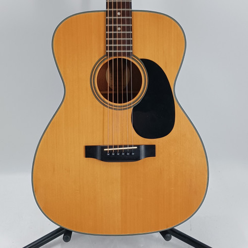 Vist Large View of Product Image Which is Used Blueridge BR-43 Solid Top Acoustic Guitar Natural