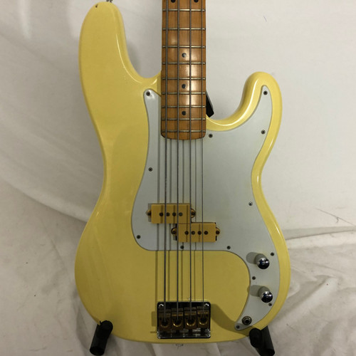 Vist Large View of Product Image Which is Used Hondo DELUXE SERIES 830 Vintage P Type Bass Guitar White 4-String