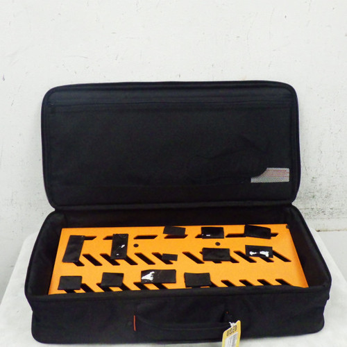 Vist Large View of Product Image Which is Used Gator Pedalboard with Bag Pedal Board