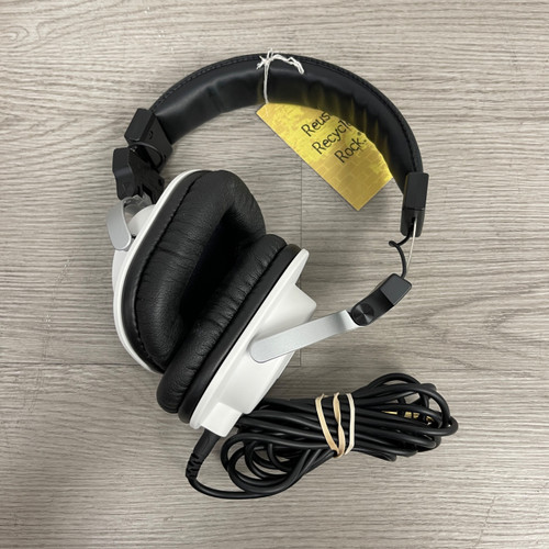 Vist Large View of Product Image Which is Used - Yamaha HPH-MT5 Headphones