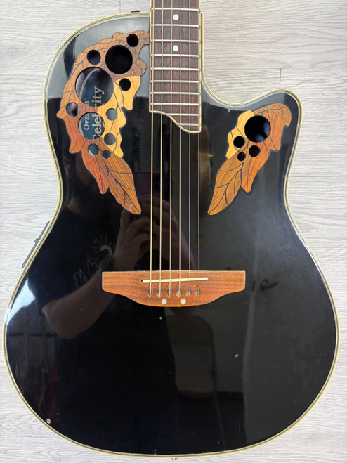 Vist Large View of Product Image Which is Used Ovation CELEBRITY CC-257 MIK W/HSC Vintage Laminate Top Acoustic Guitar Black