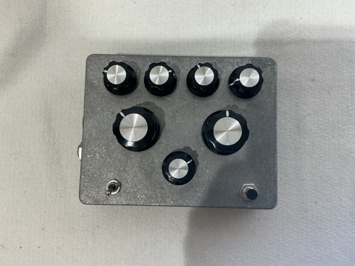 Vist Large View of Product Image Which is Used MARBEAU SYNTH NON LINEAR PATTERN Compact Synthesizer Compact