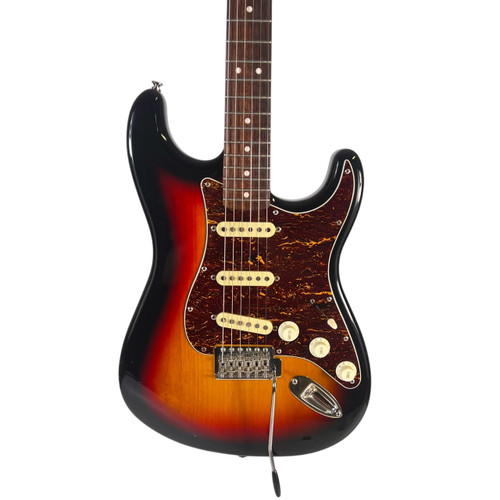 Vist Large View of Product Image Which is Used 2008 Squier Classic Vibe '60s Stratocaster - 3 Color Sunburst