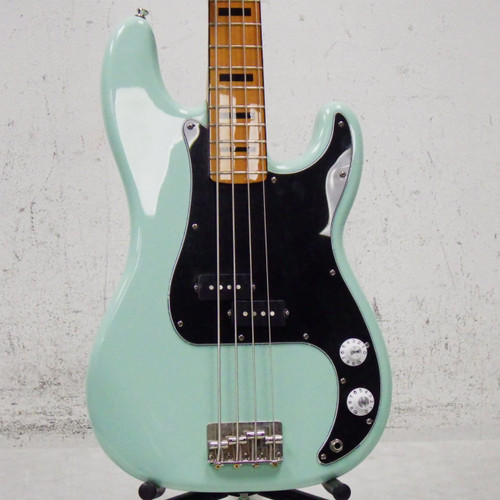 Vist Large View of Product Image Which is Used Squier FSR CLASSIC VIBE 70S P BASS P Type Bass Guitar Green 4-String