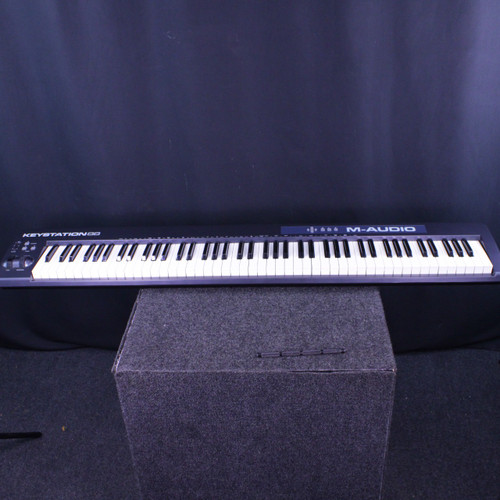 Vist Large View of Product Image Which is Used M-Audio KEYSTATION 88 88-Key Controller 88-key