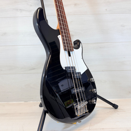 Vist Large View of Product Image Which is Used Yamaha BROADBASS BB234 Bass Guitar Black 4-String