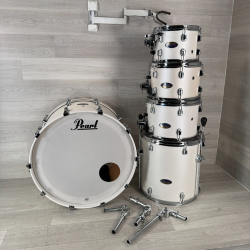 Vist Large View of Product Image Which is Used Pearl Decade Maple 5-piece Drum Shell Kit - White - Local Pickup Only