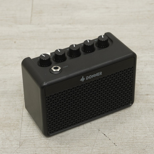 Vist Large View of Product Image Which is Used Donner DA10 Solid State Guitar Combo