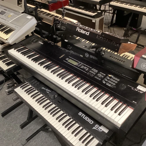 Vist Large View of Product Image Which is Used Yamaha S08 88-Key Digital Piano 88-key