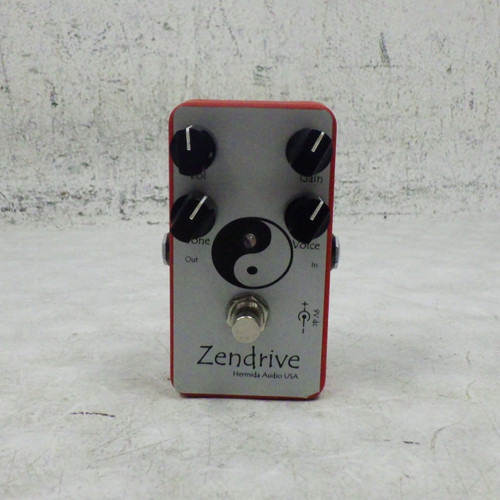 Vist Large View of Product Image Which is Used Lovepedal hermida Audio Zendrive Red Dot Guitar Effects Pedal