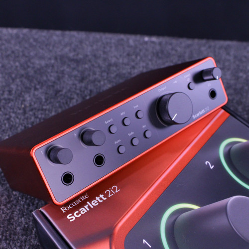 Vist Large View of Product Image Which is Used Focusrite SCARLETT 2I2 4TH GENERATION Computer Interface 2 A/D Recording Inputs