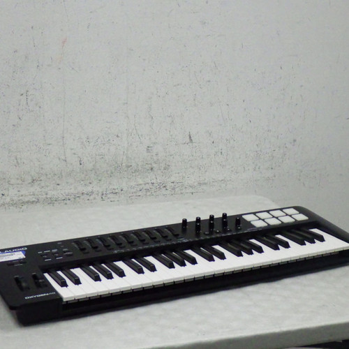 Vist Large View of Product Image Which is Used M-Audio OXYGEN 49 MKV 49-Key Controller 49-Key