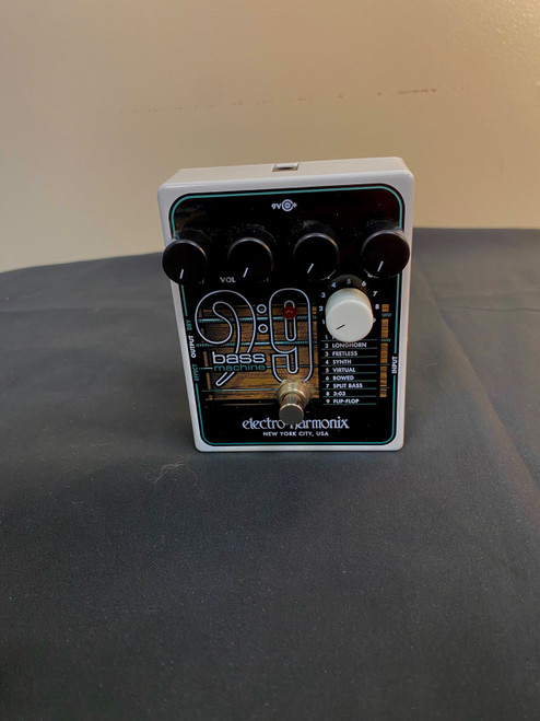 Vist Large View of Product Image Which is Used Electro Harmonix (E/H) BASS 9 MACHINE Synthesizer Pedal
