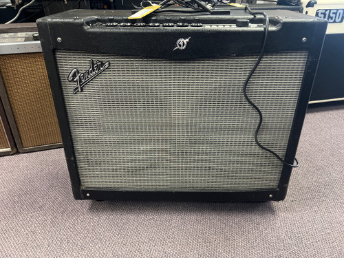 Vist Large View of Product Image Which is Used Fender MUSTANG IV V2 2 x 10 Guitar Speaker Cabinet 2 x 10