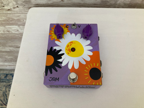 Vist Large View of Product Image Which is Used JAM PEDALS RETROVIBE MKII Pedal