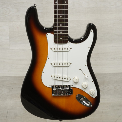 Vist Large View of Product Image Which is Used Silvertone SS-11 Electric Guitar Sunburst