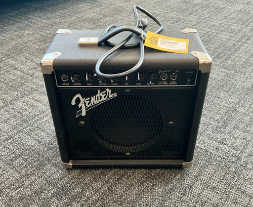 Vist Large View of Product Image Which is Used Fender FRONTMAN REVERB 1 x 10 Solid State Amplifier 1 x 10